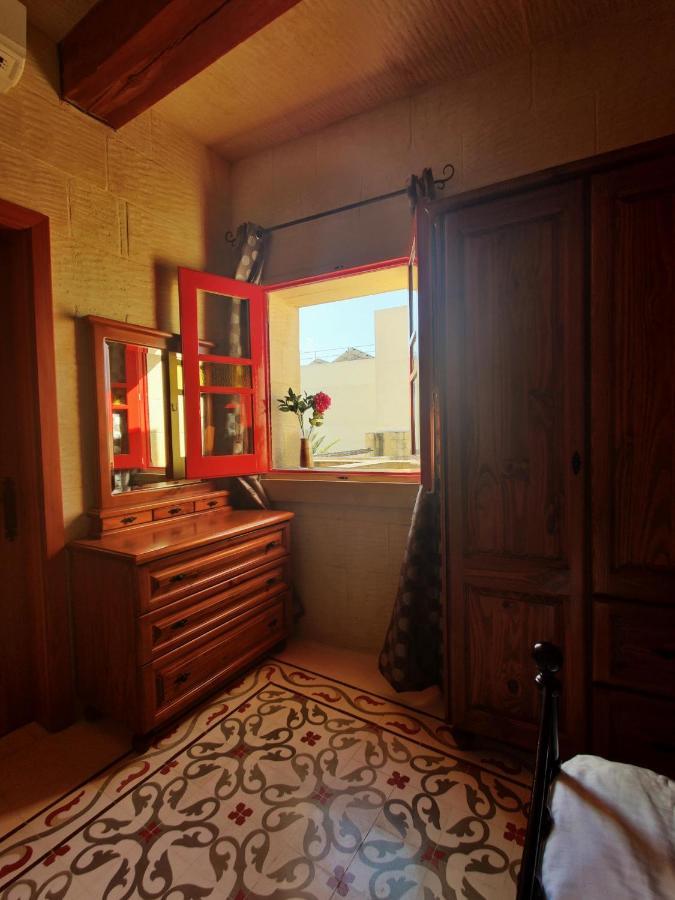 Rosehill Bed And Breakfast Xagħra Kültér fotó